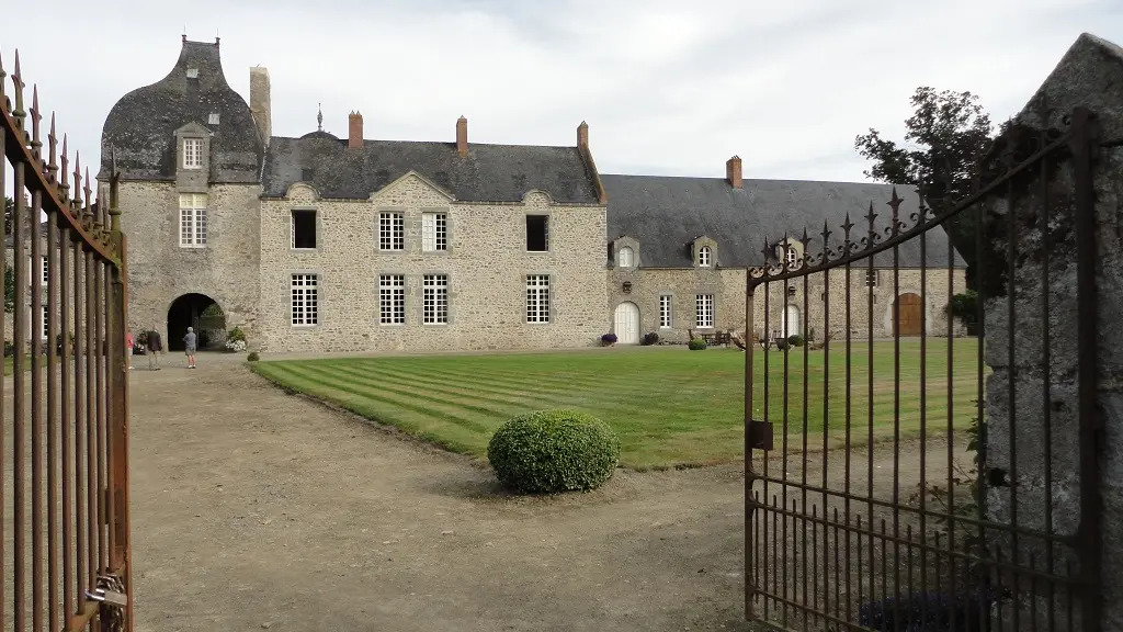 PCU53-Château-de-Montesson-Bais1