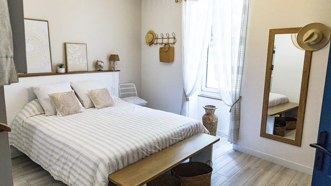 Chambre rez-de-chaussée