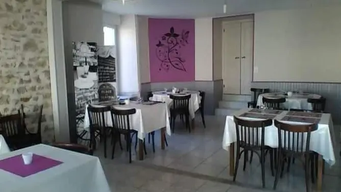 RES53- restaurant la Charnie1