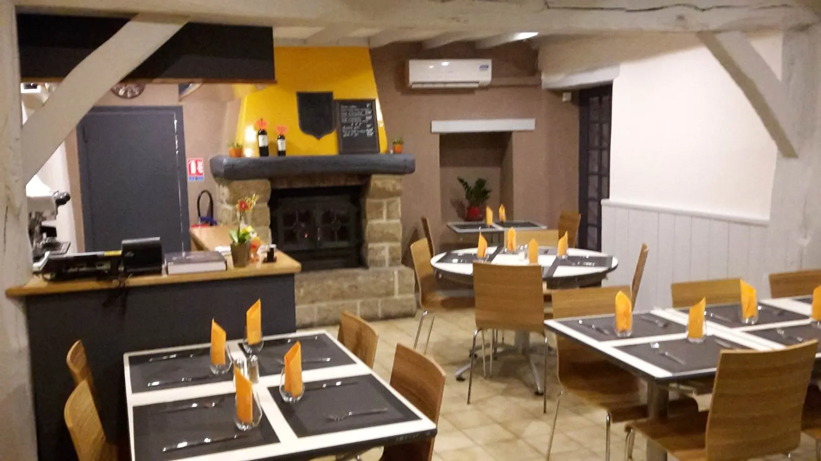 RES53_Crêperie La Hulotte2_Evron_Mayenne