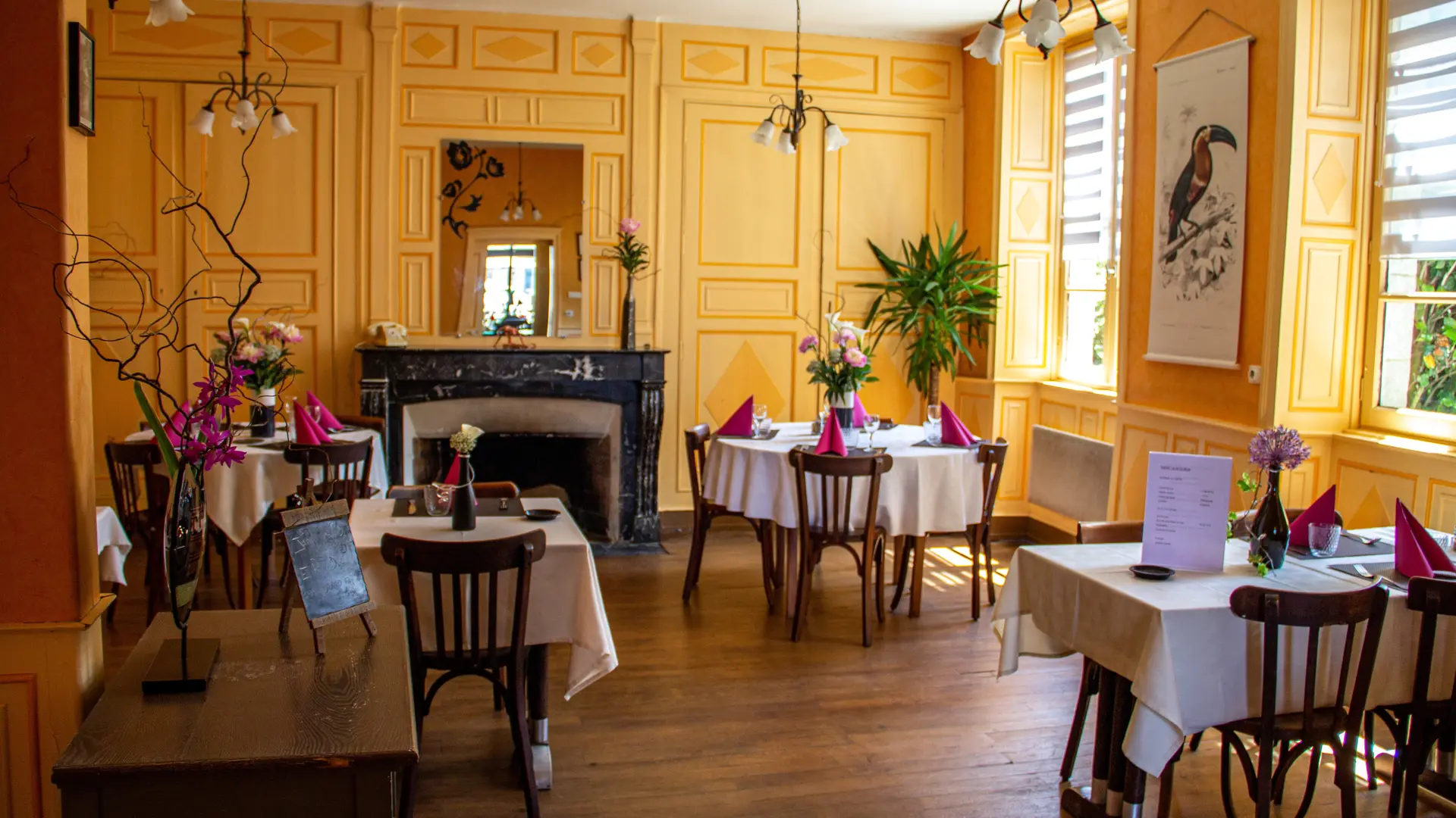 Restaurant_A_la_Bonne_Place-Montaudin-CP-Mayenne_Tourisme(5)