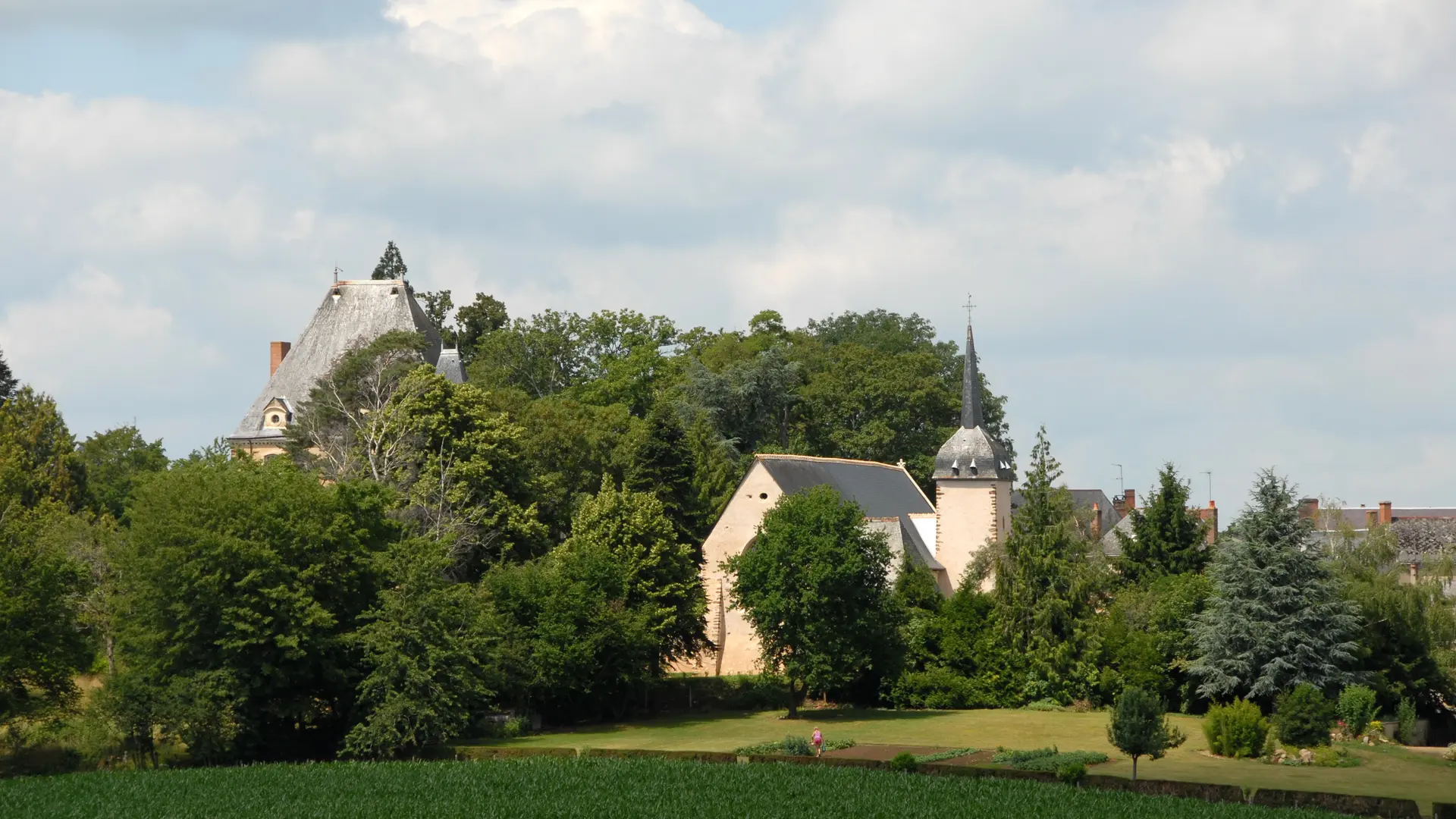 Randonnée pédestre. Montreui le Henri