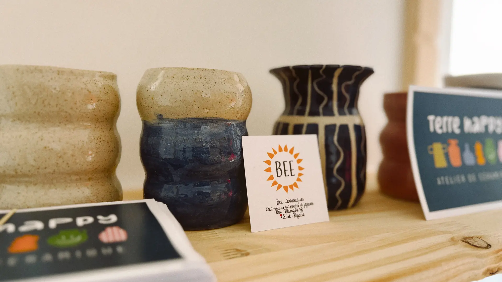 Terre Happy vases