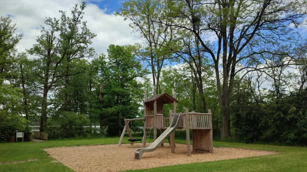 Aire de jeux - Gué de Selle