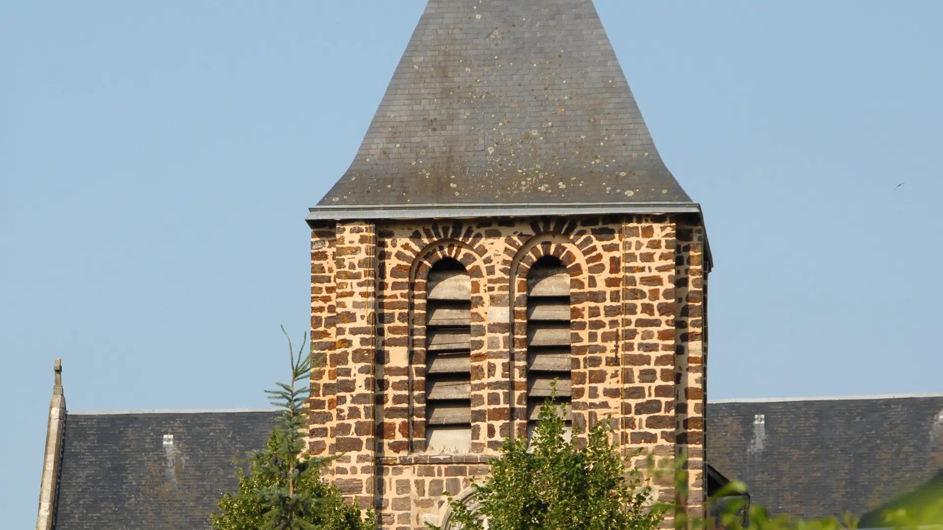 Randonnée pédestre.Yvré-le Pôlin