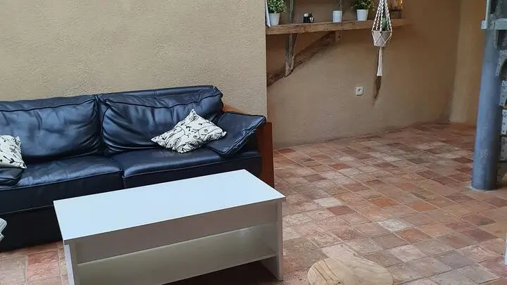 aab7e7d4-74a2-4716-834f-93ef24e6dbca