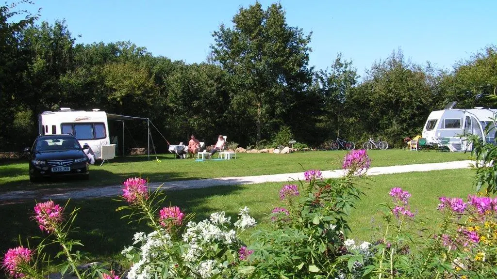 camping-le-relais-des-garennes-montbert-44-hpa-2