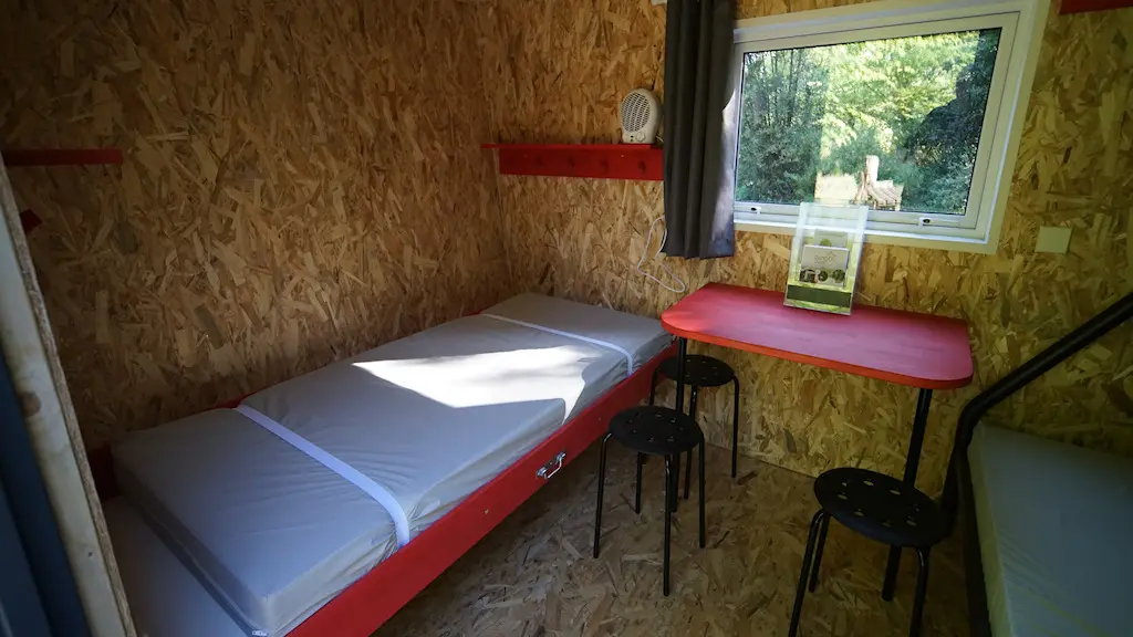 cabane-couchage 1 personne