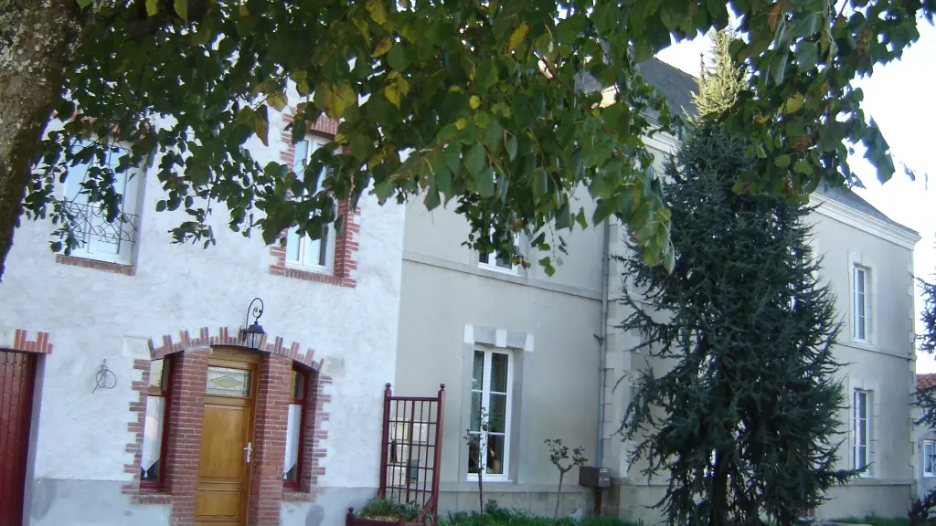 ch-hotes-la -demeure- boussironne-boussay-44-HLO-1