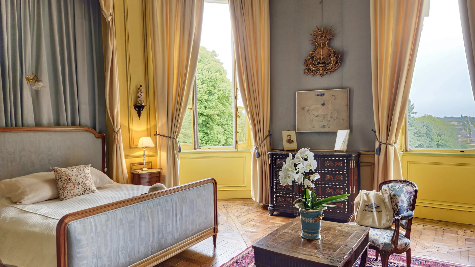 chambre ovale Hélène de Langle