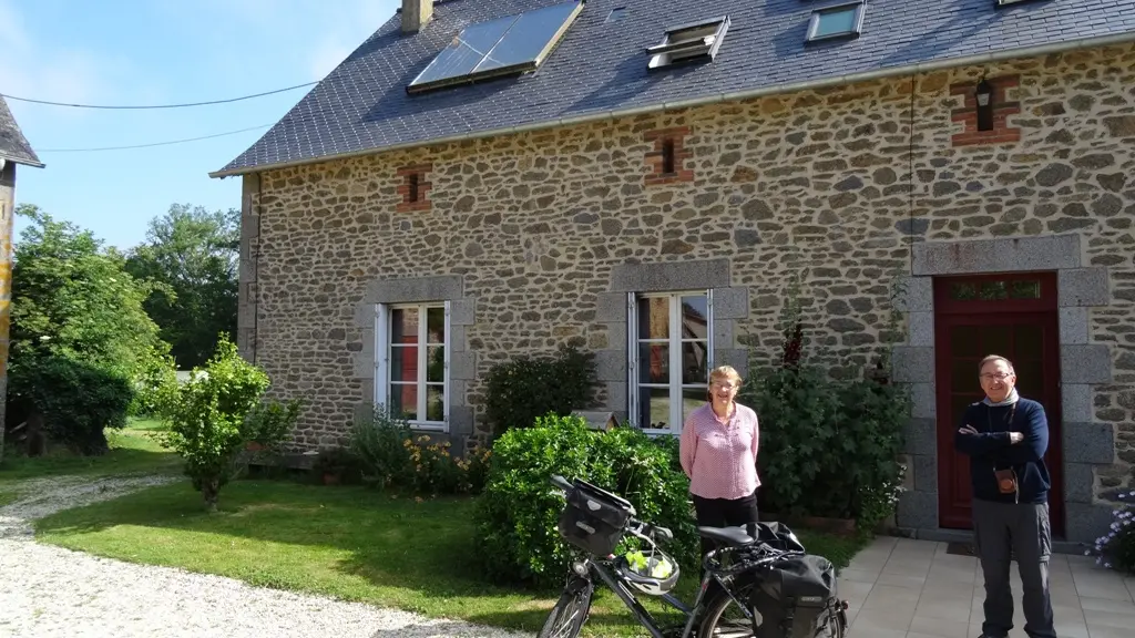 chambresdhotesledomaine-grazay-53-hlo-8