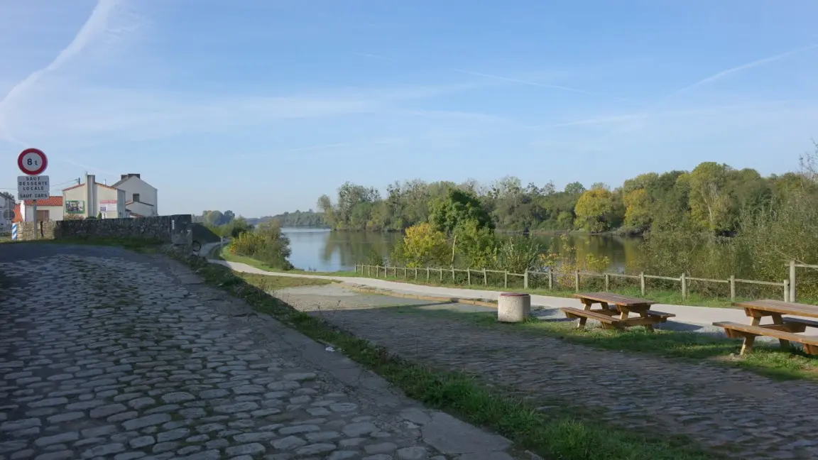 Application Baludik bords de Loire le vignoble de nantes tourisme