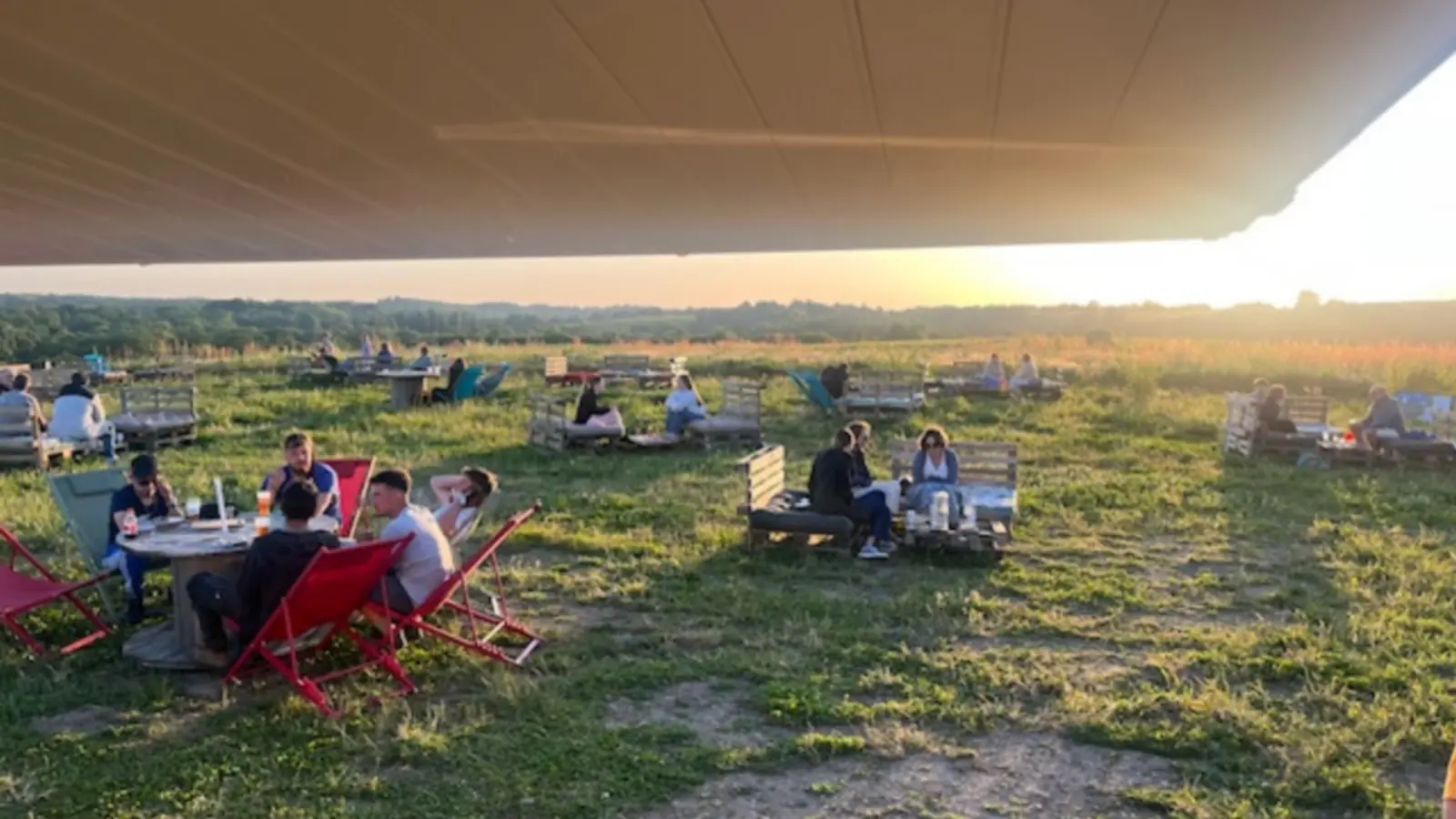 La guinguette à Lono