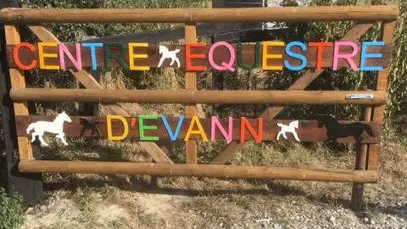 Centre équestre d'Evann