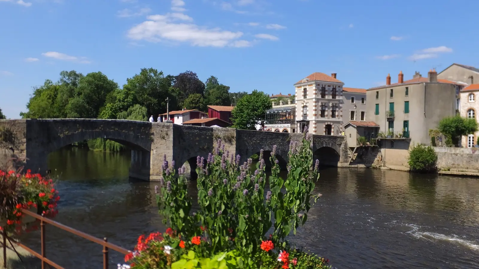 photos ville clisson credit office tourisme du vignoble de nantes (5)