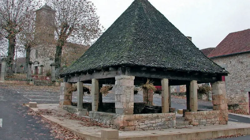 Thémines : La Halle