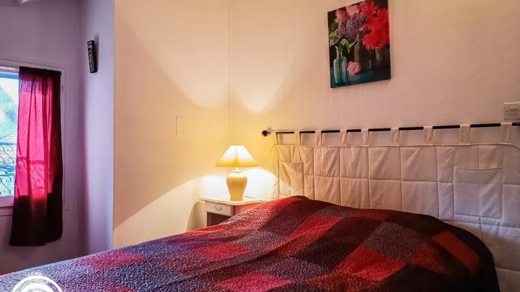 46G12401_800_1067(4)