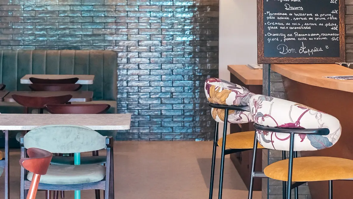 Un restaurant convivial