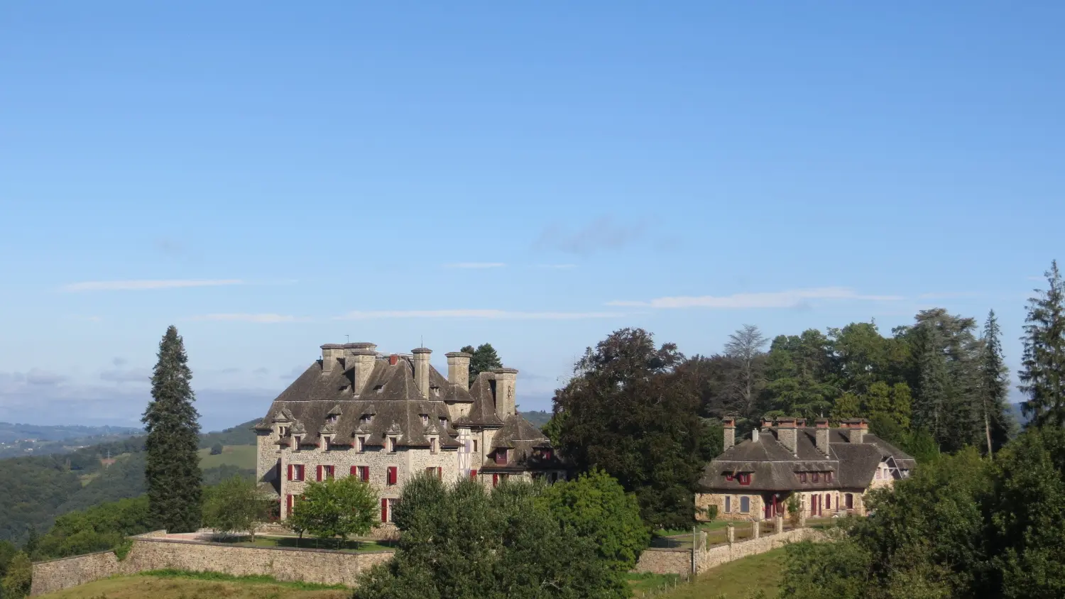 6  ALTILLAC - Le château du Doux (7)