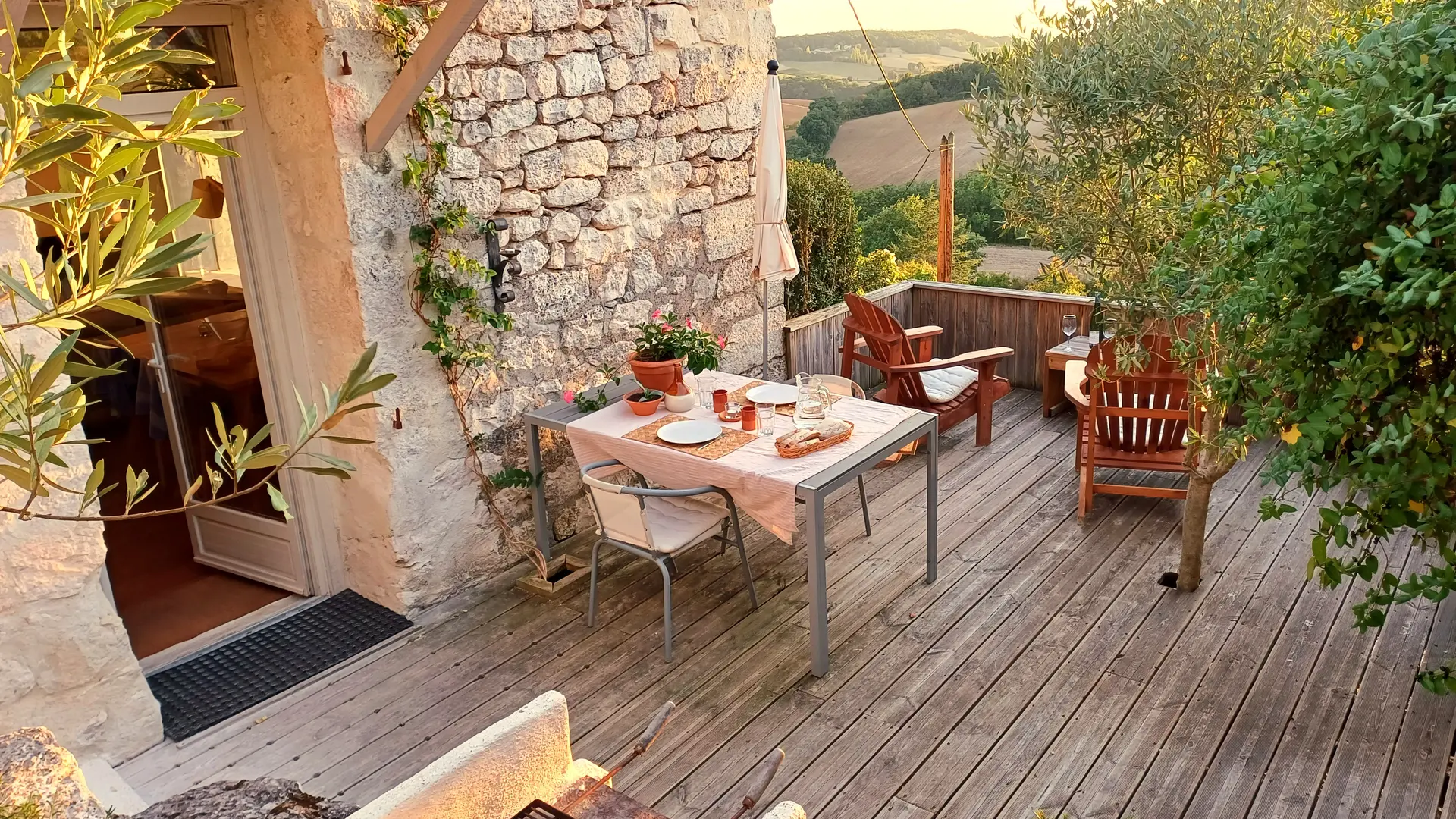 La terrasse avec une belle vue