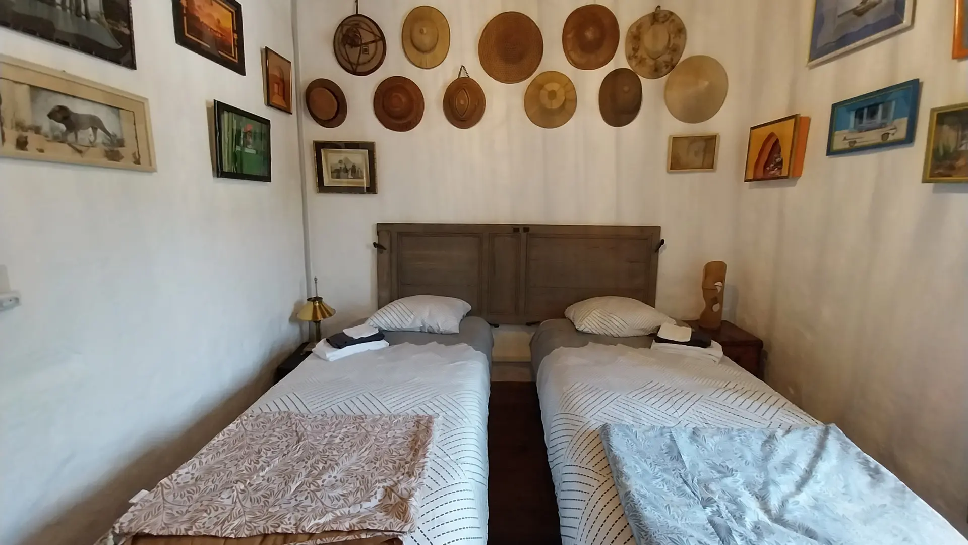 8- petite chambre  (1)