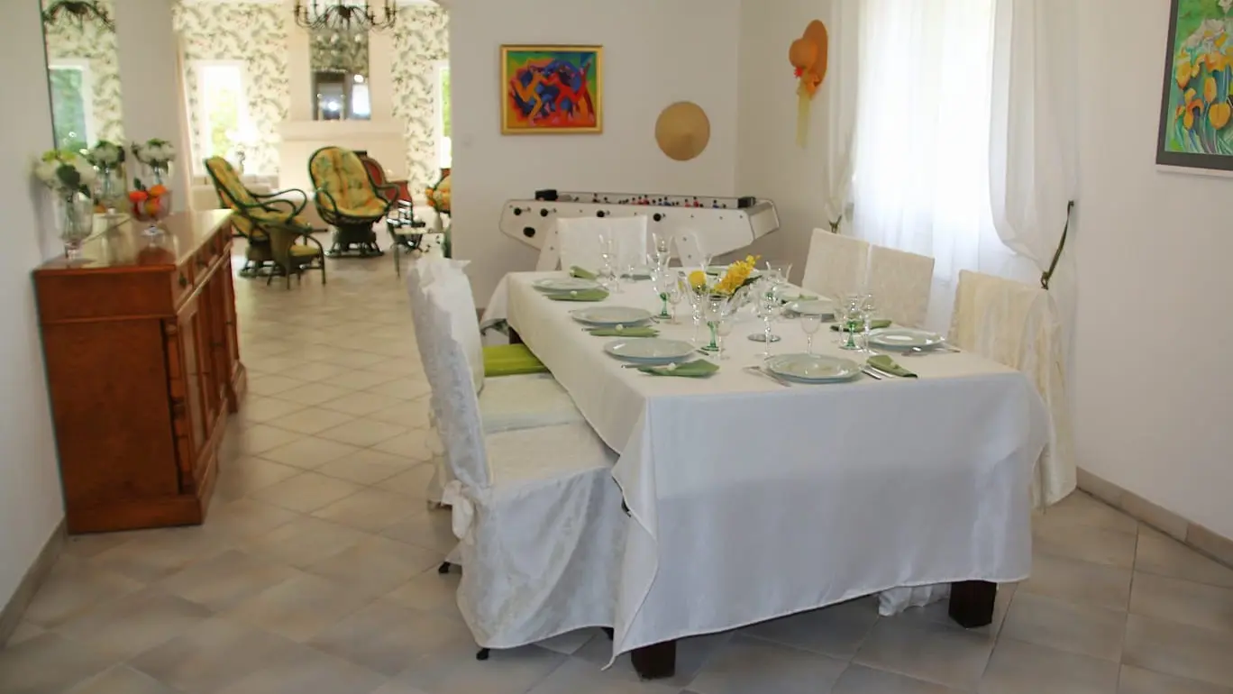 salle a manger et salon