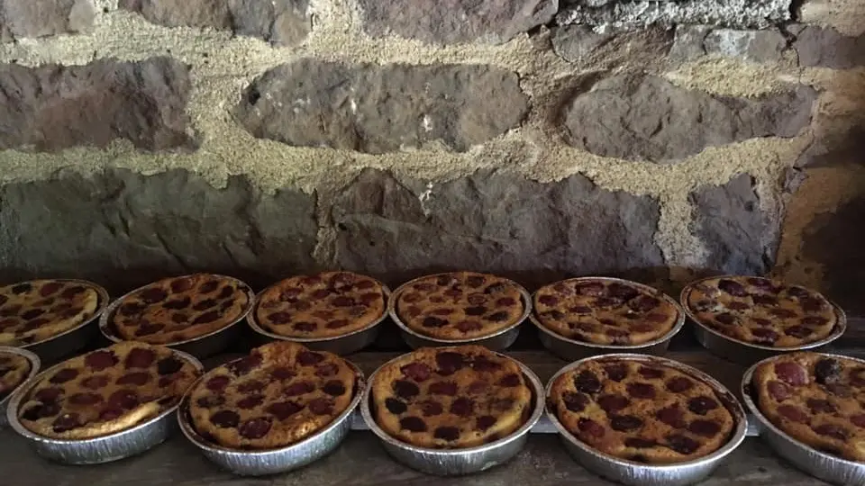 Ferme-de-Brossard_Lanteuil_patisseriesClafoutis