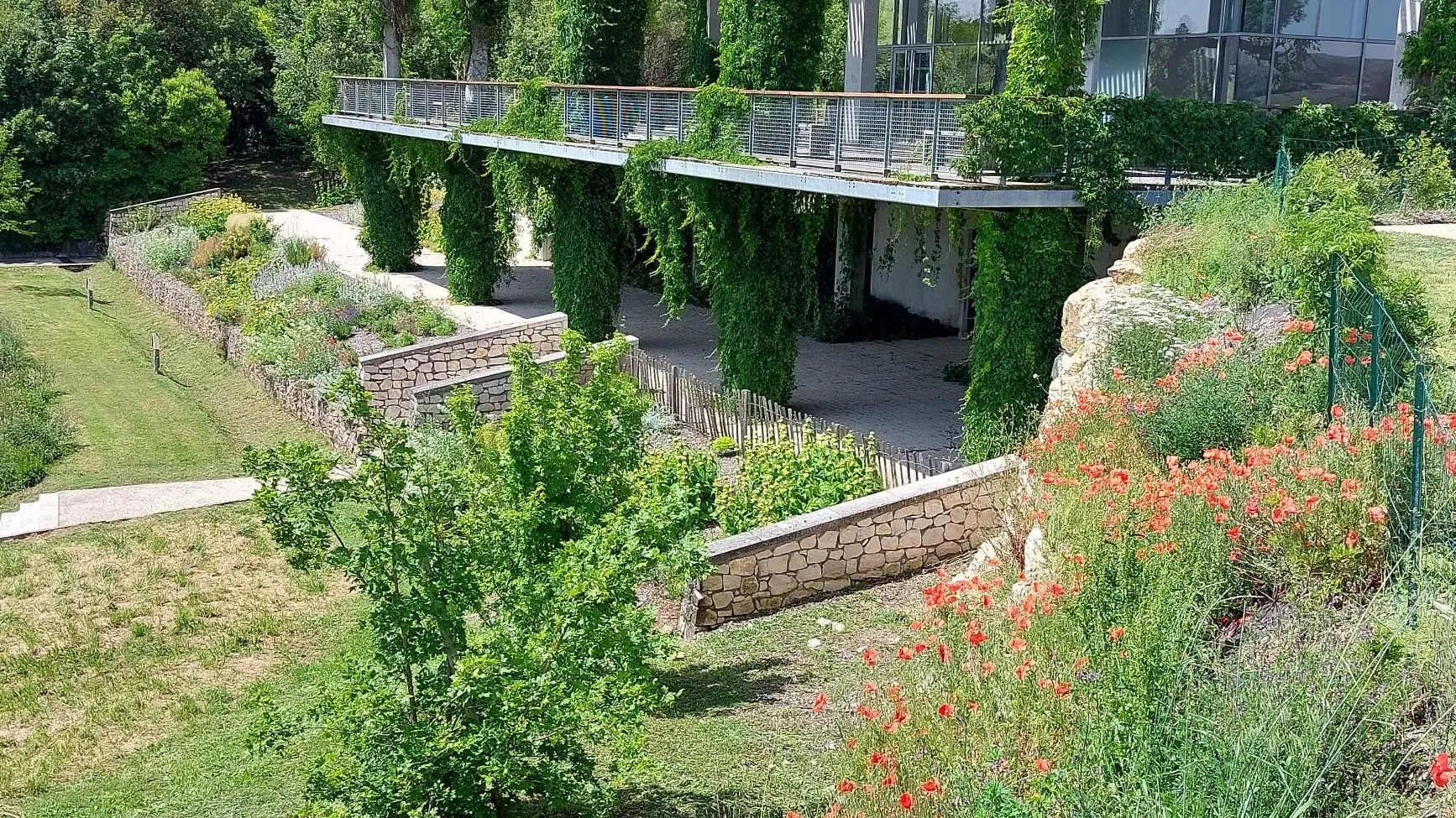 © Aire Jardin des Causses du Lot (1)