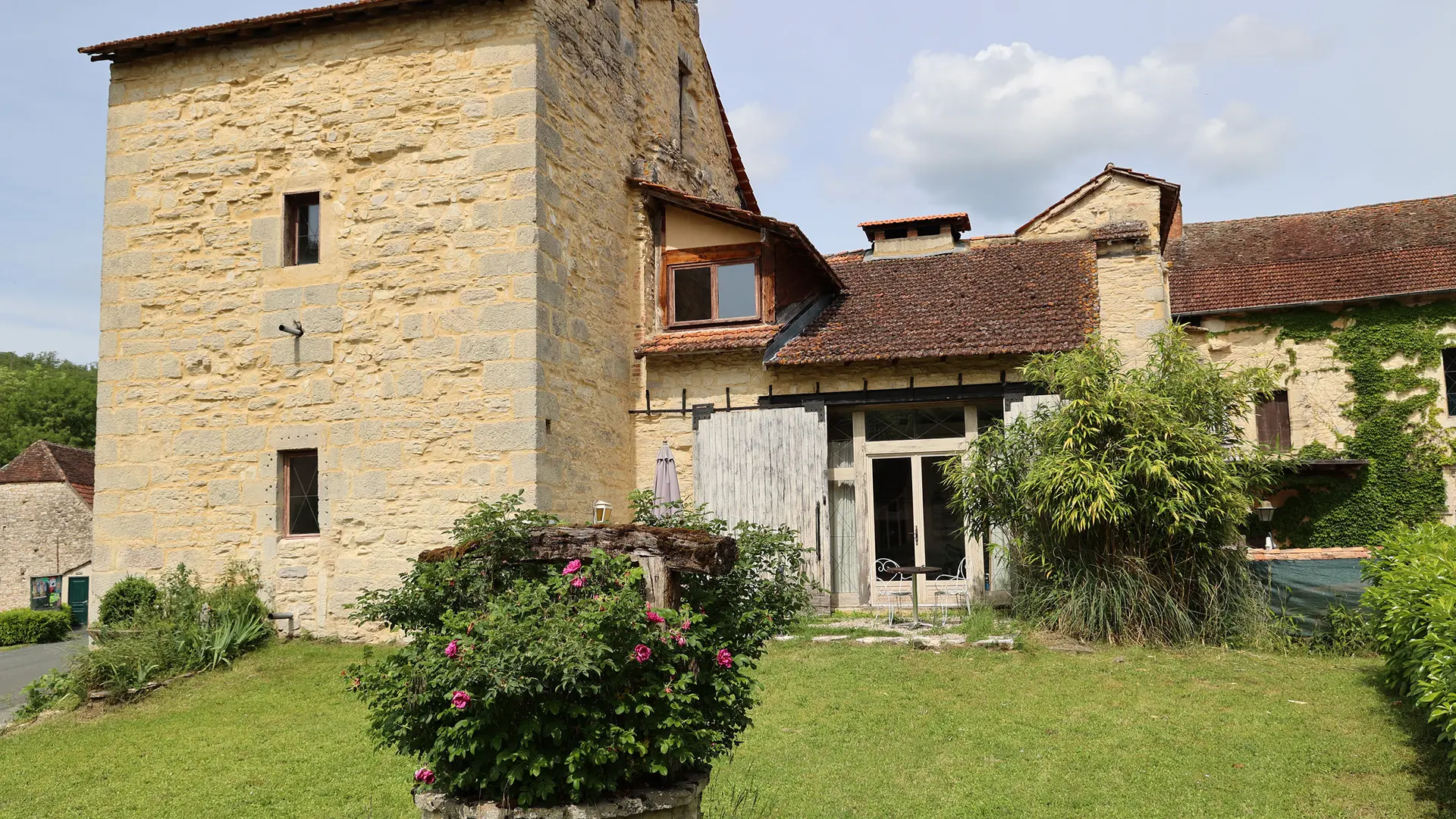 Chateau de Saint Chamarand - Terrasse & extérieur