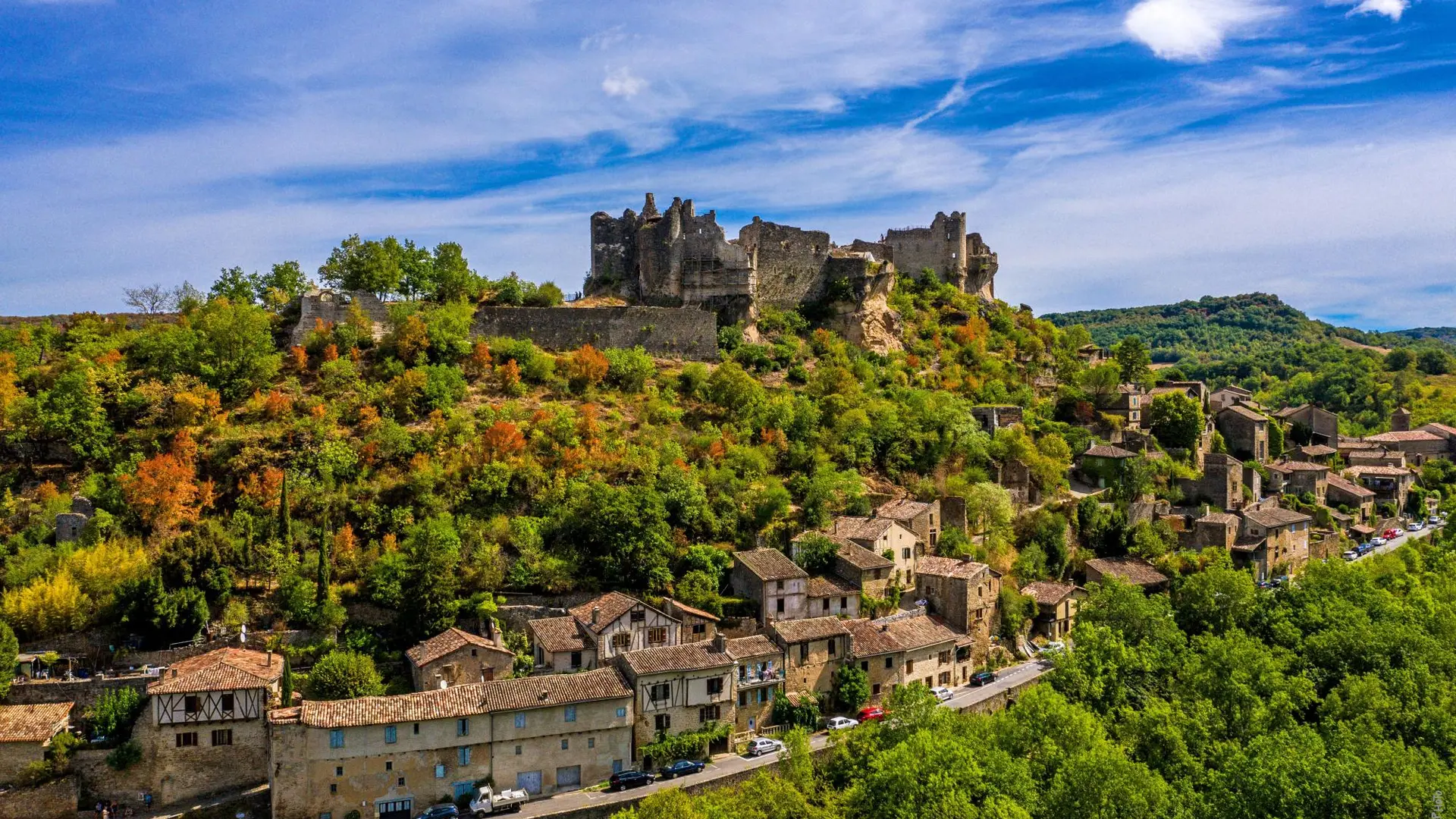 Vue Forteresse et village