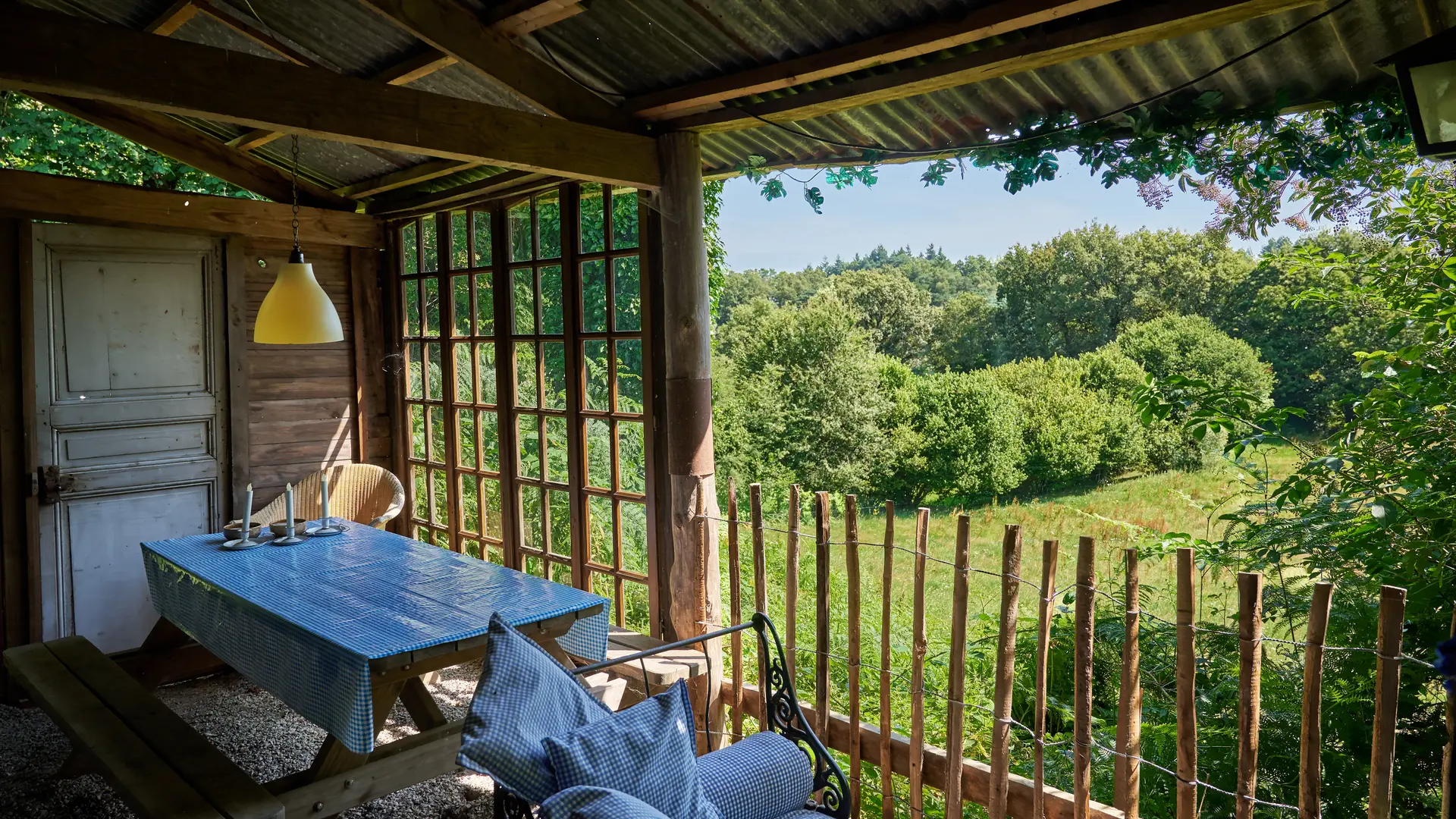 Location Mollema - Goulles - Cuisine d'été