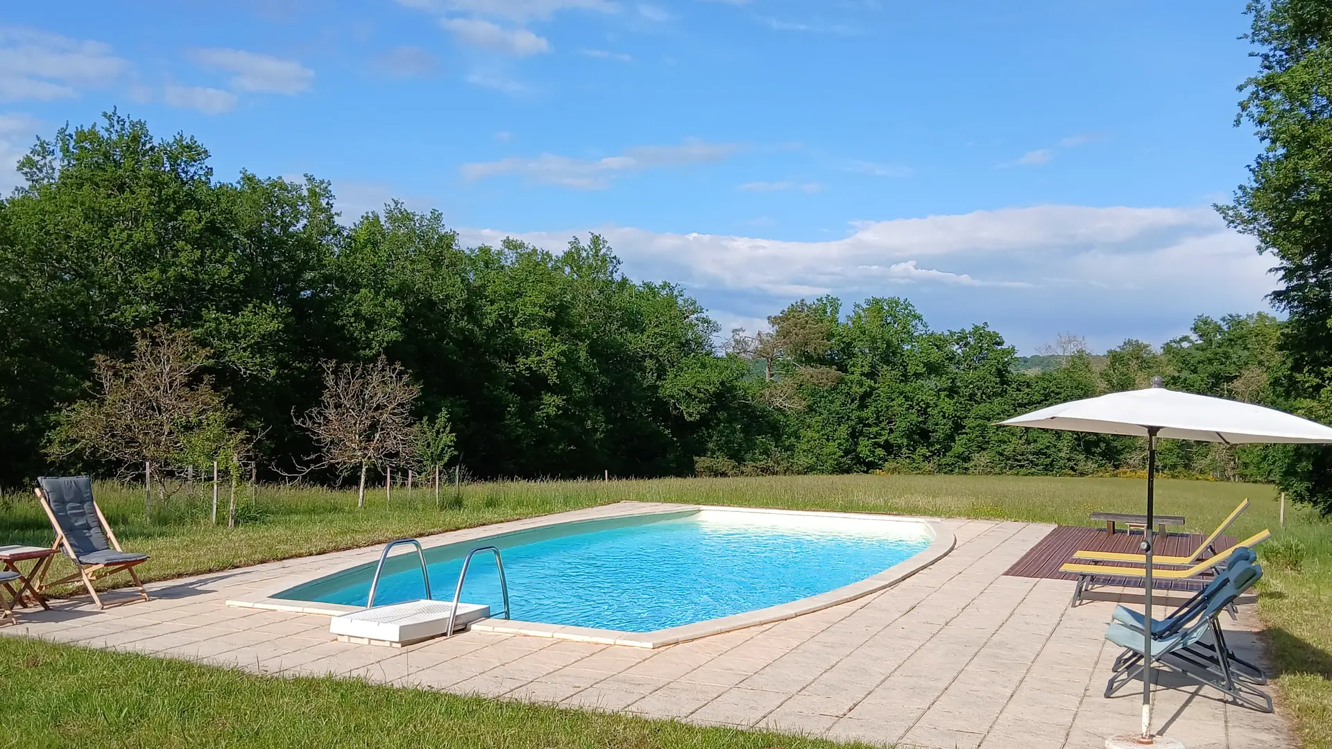 Piscine, prairie