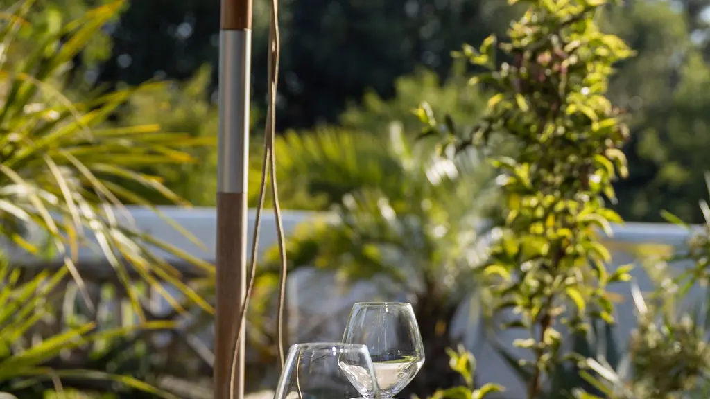 Table exterieur 000R6595