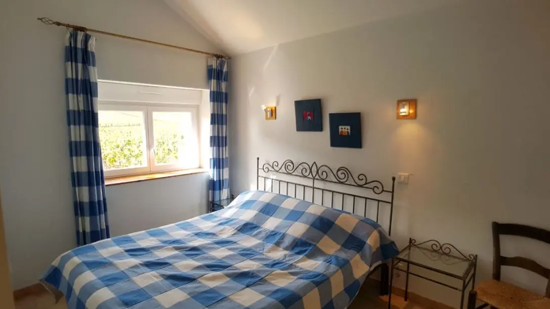 10 chambre bleu gite