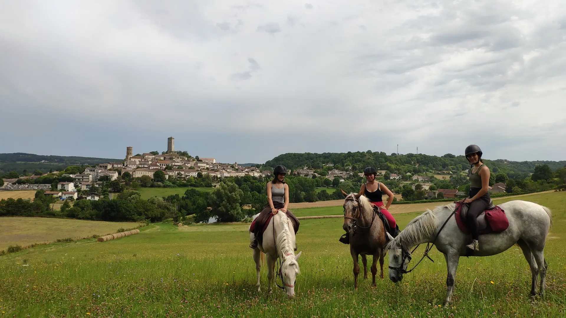 Randonnée journée - Donjon de Montcuq