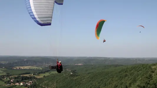 Parapente à Douelle