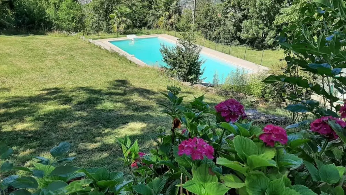 Gite de Foyt - vue jardin