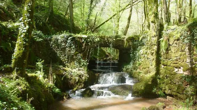 2-2-pont-de-pierre-680x510 ruisseau renardière