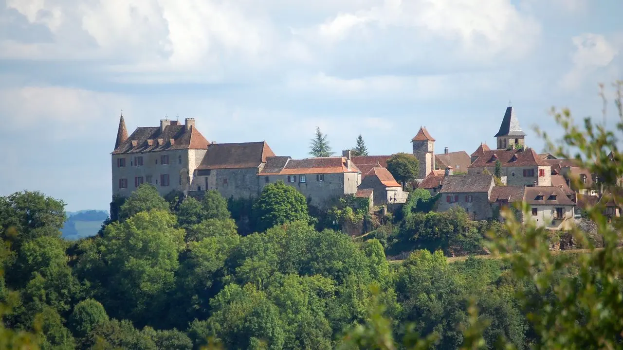 village de Loubressac à 500 m