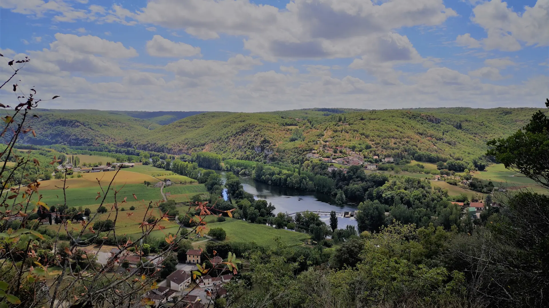 Vue Falaise_PR St Géry - ©F.Laparra - Office de Tourisme Cahors Vallée du Lot