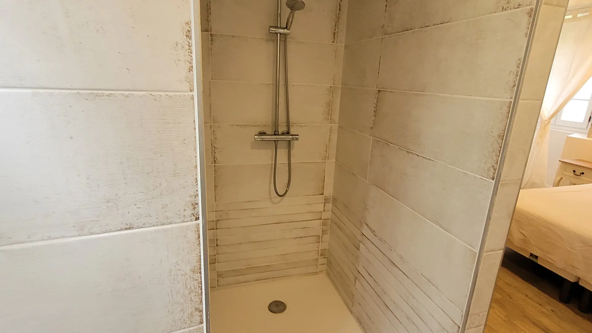 Douche chambre 1
