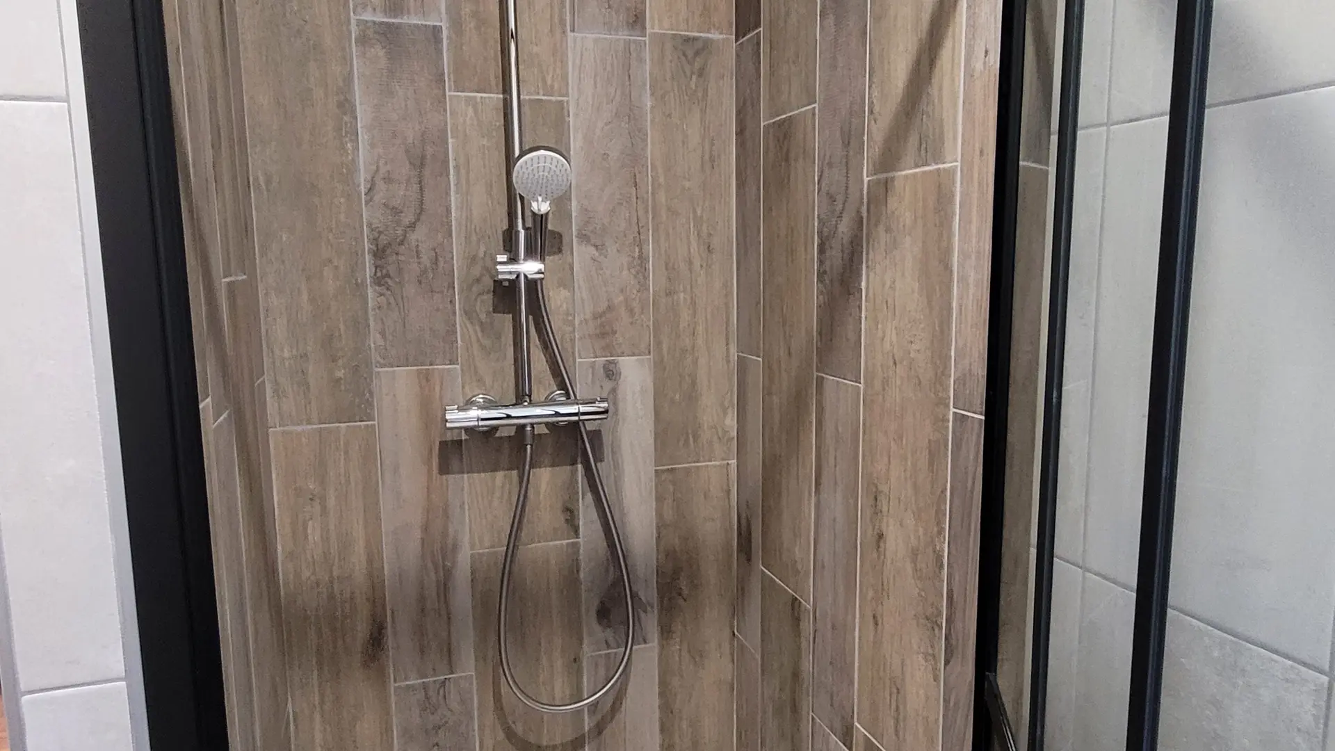 douche chambre 2