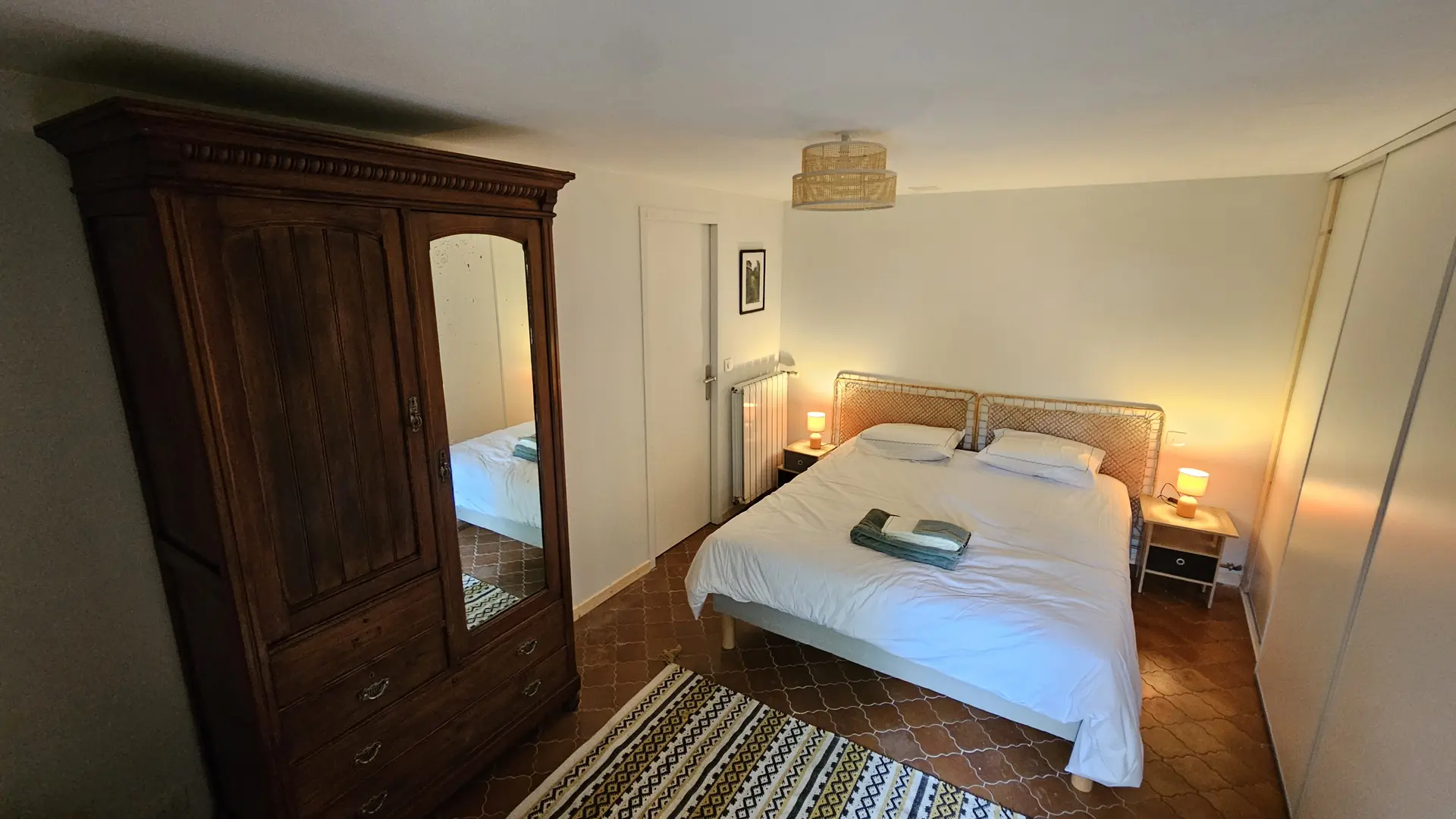 Chambre rez-de-chaussée