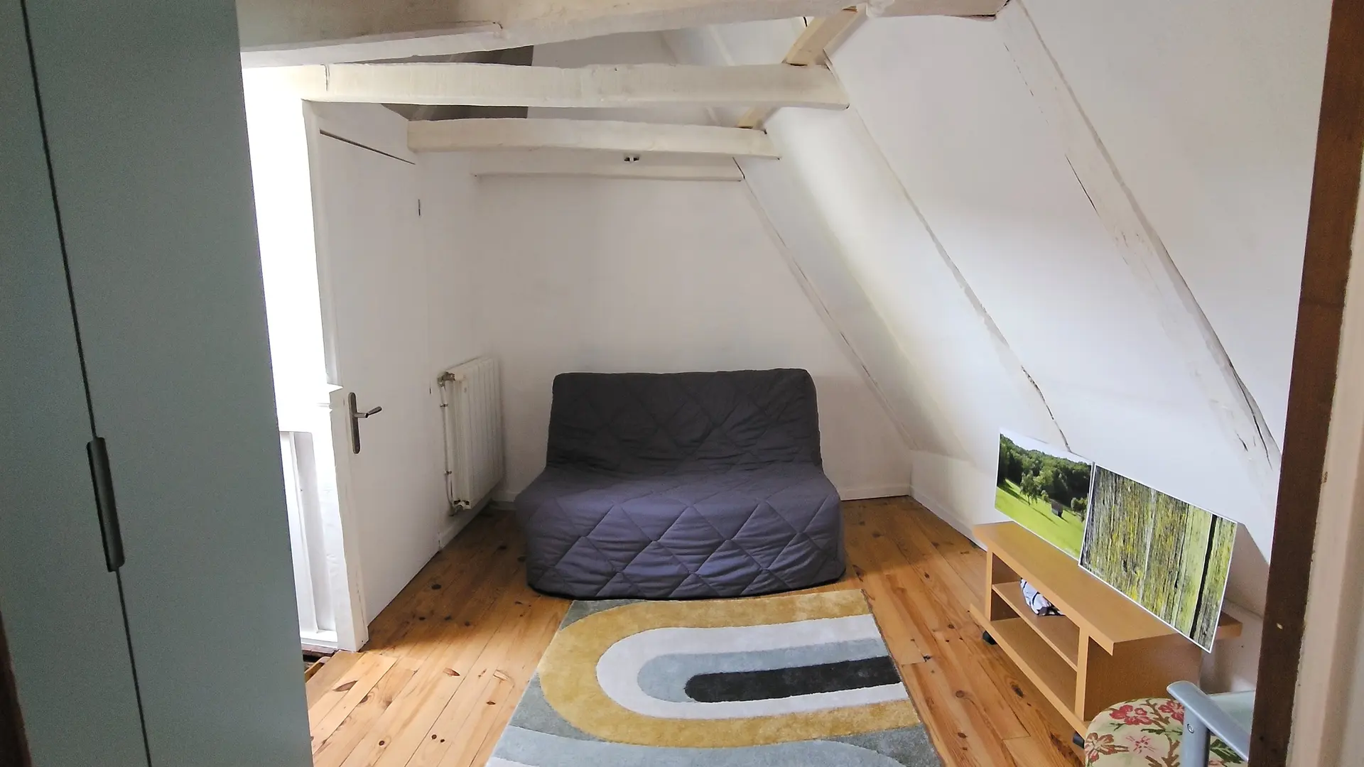 Etage palier avec convertible