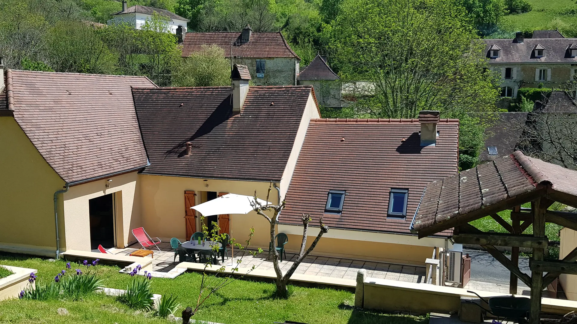 Le gite, coté jardin