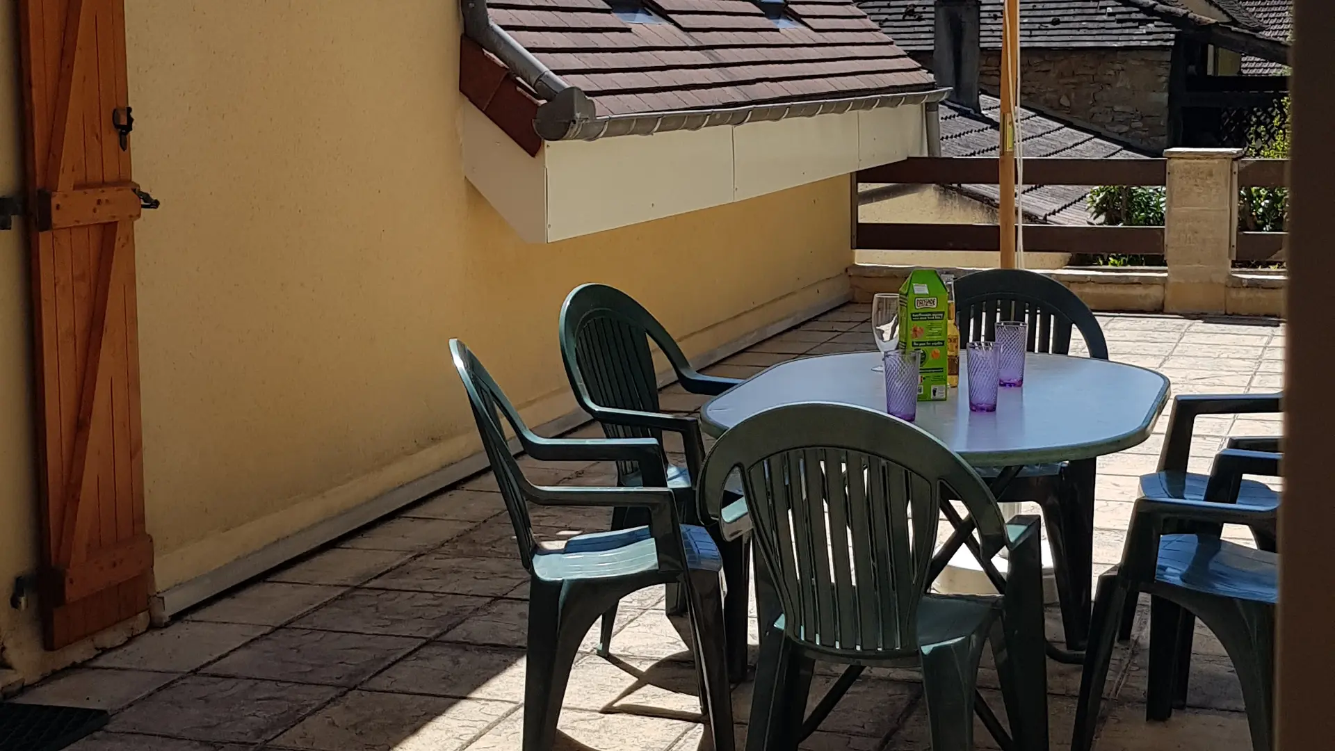 La terrasse depuis le salon
