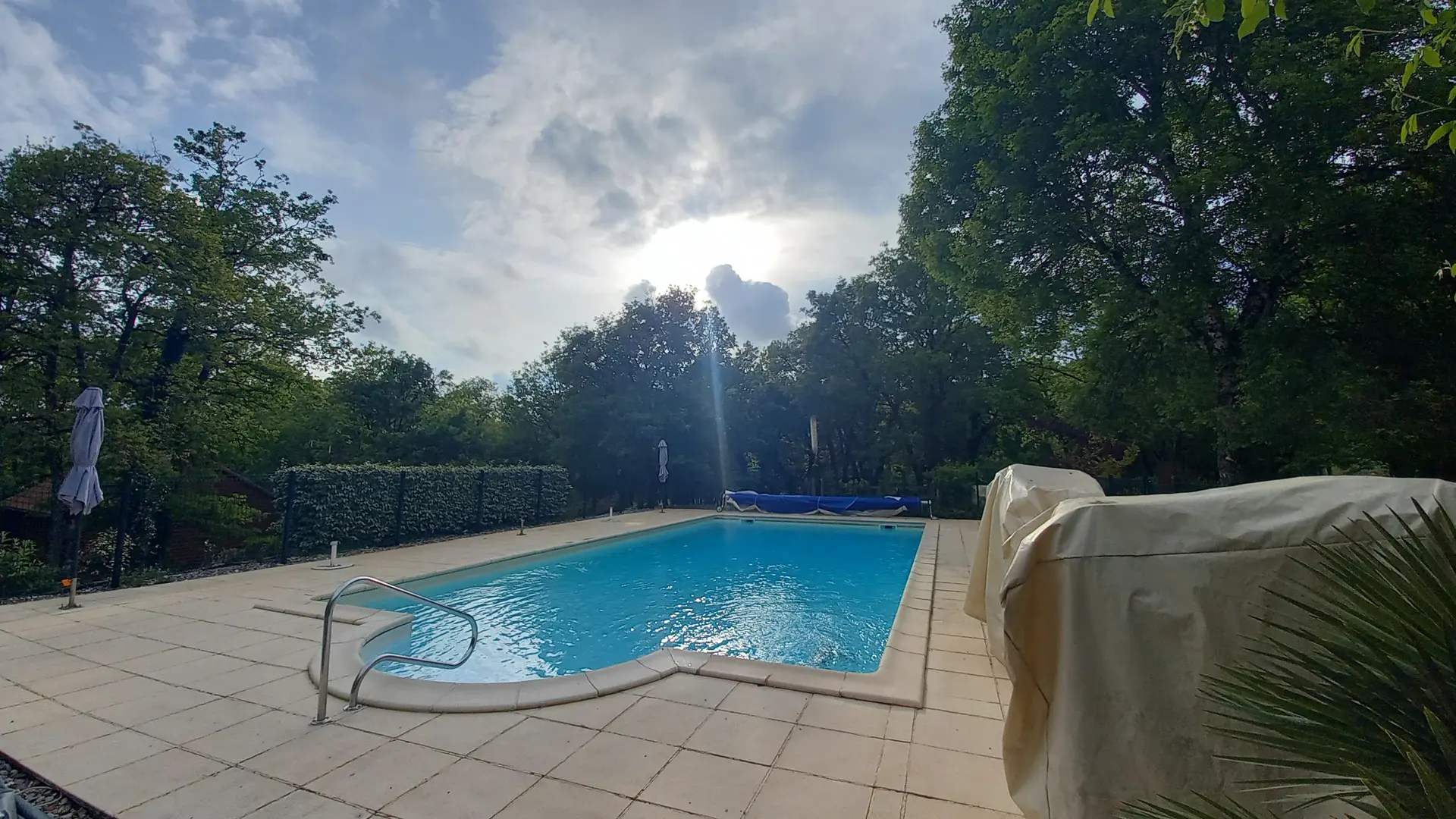 Piscine commune du Hameau LES ORCHIDEES