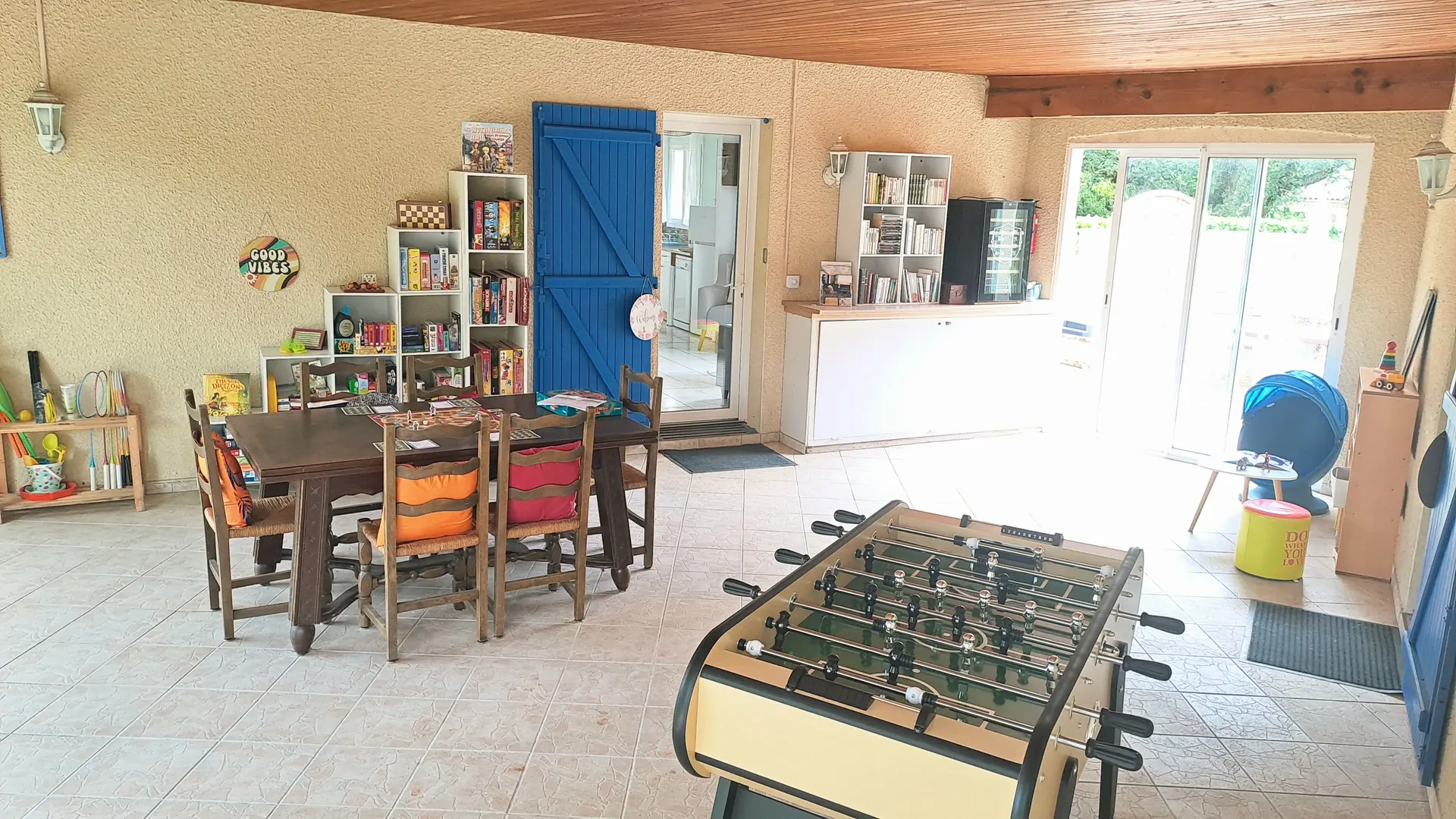 Patio couvert jeux ludique