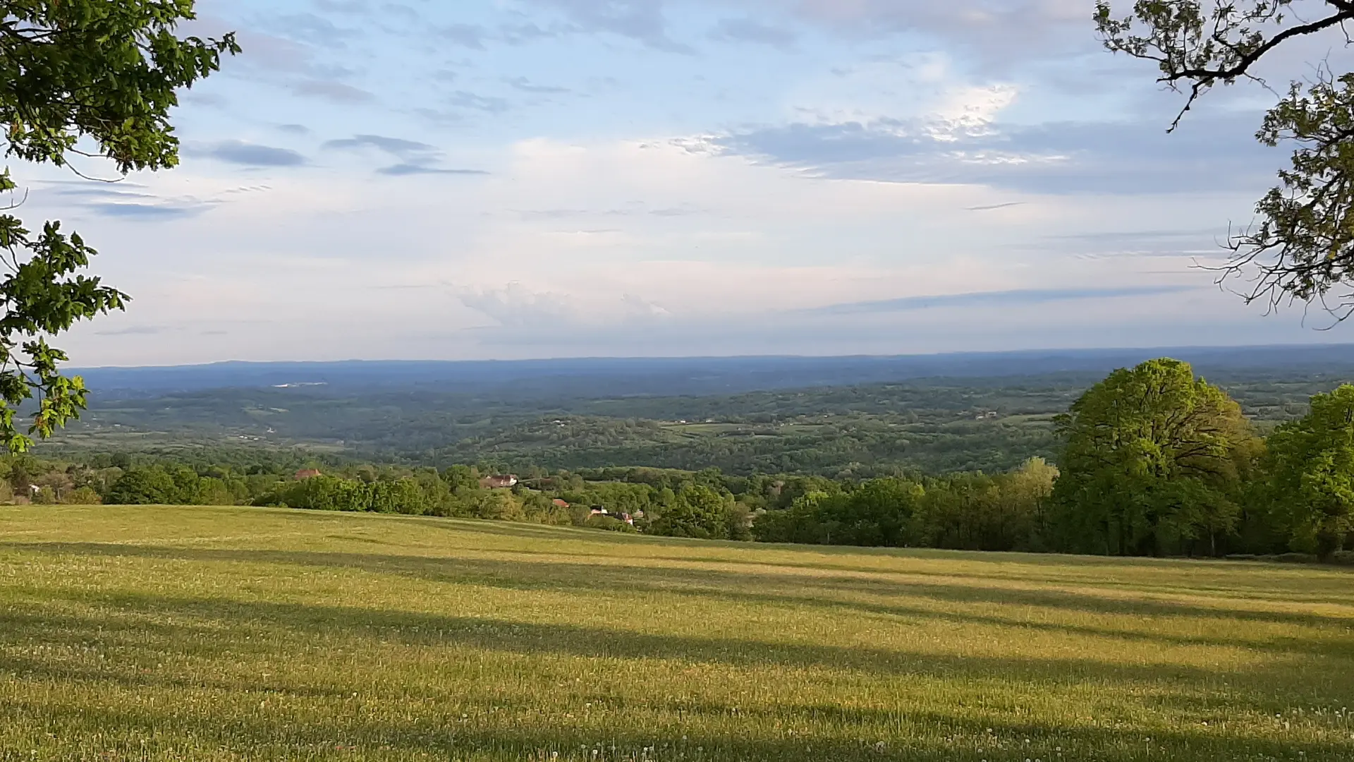 gite Lot Maison Laudato Si photo paysage