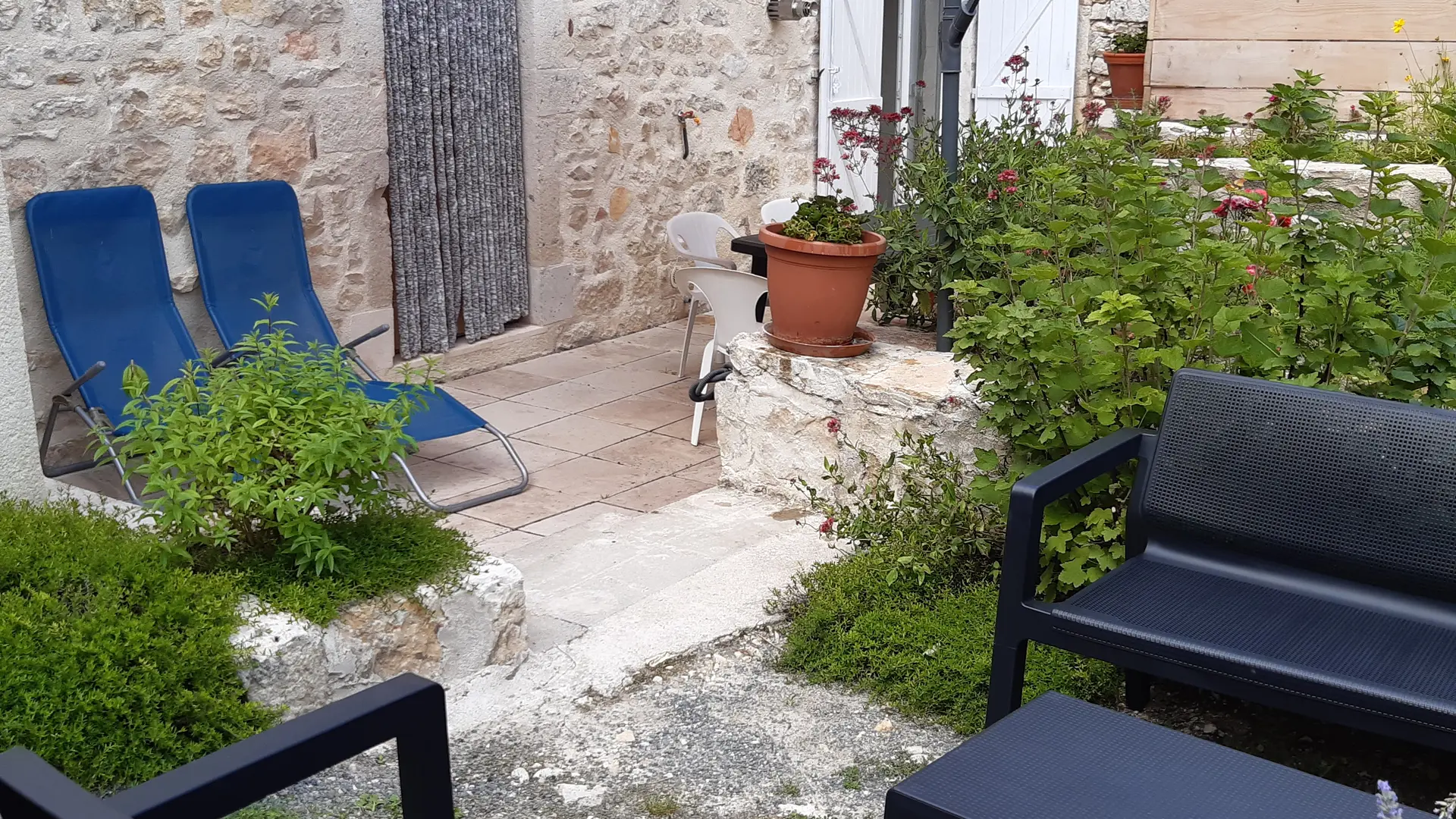 le salon de jardin extérieur